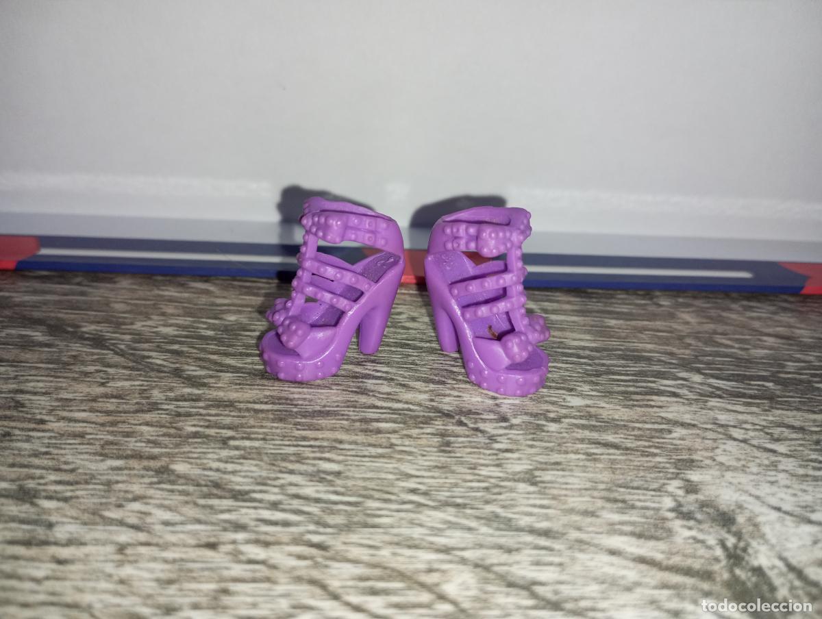 Barbie y Ken: zapatos de mu&ntilde;eca Barbie - Foto 1