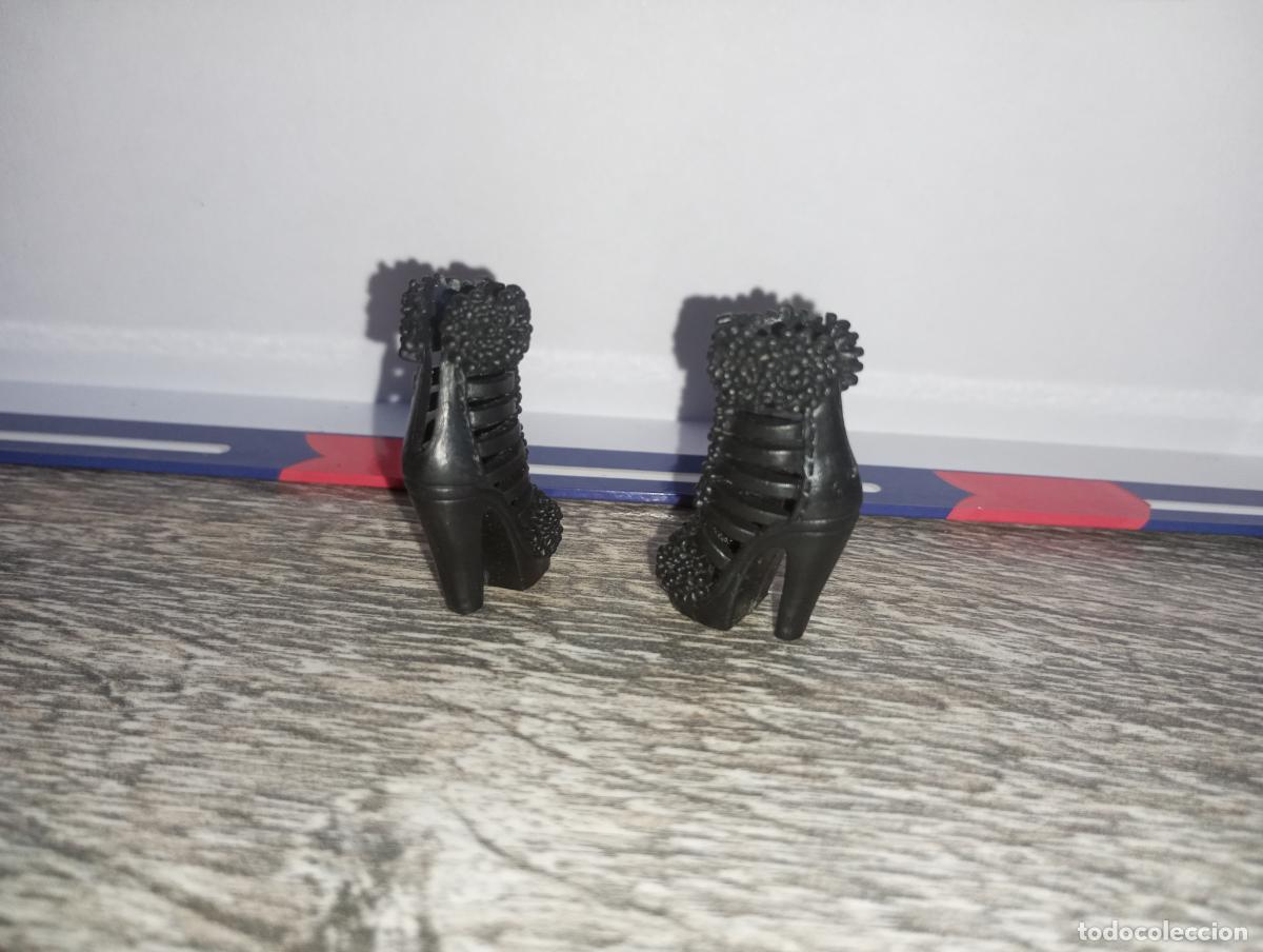 Barbie y Ken: zapatos de mu&ntilde;eca Barbie - Foto 2