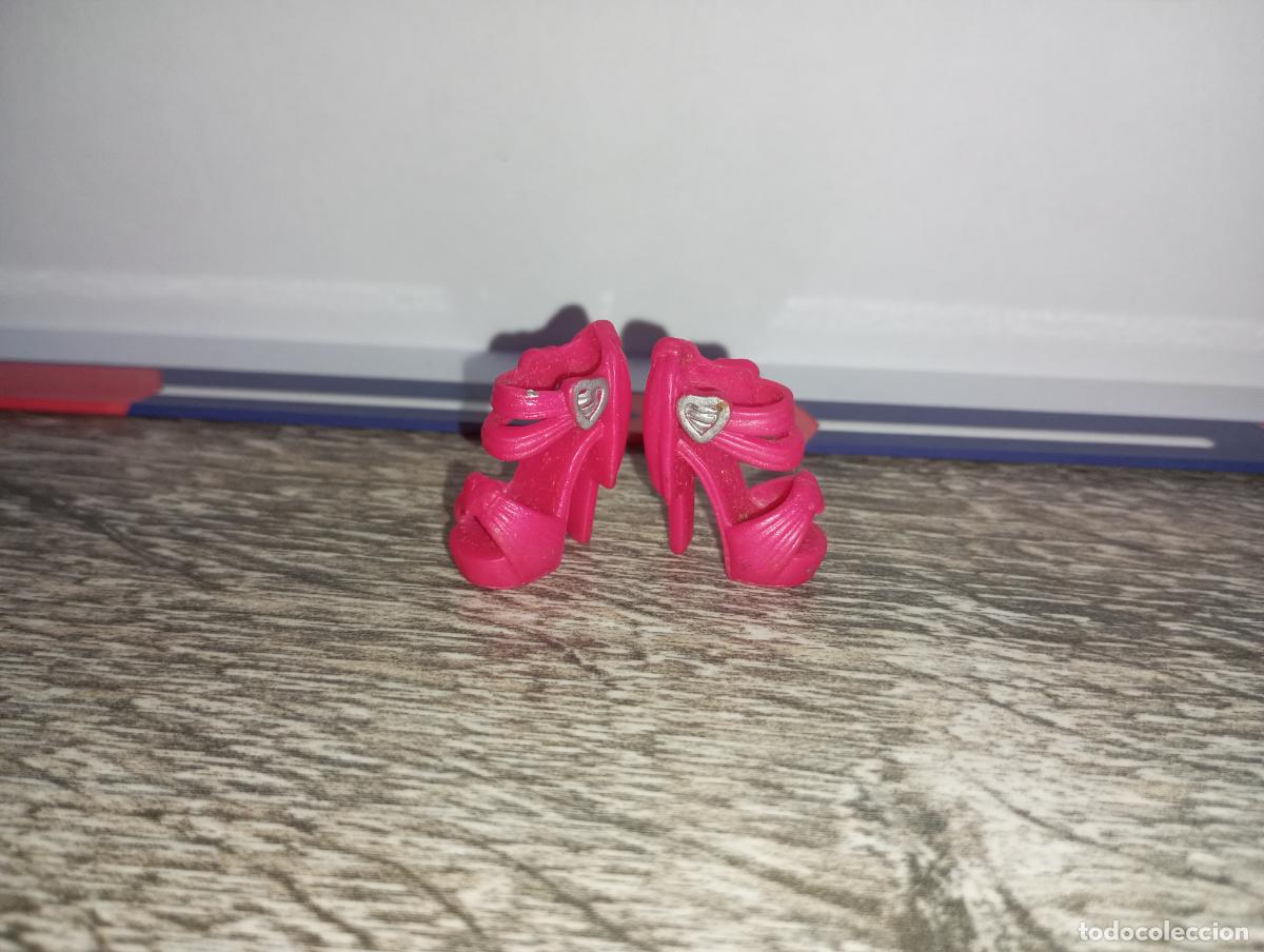 Barbie y Ken: zapatos de mu&ntilde;eca Barbie - Foto 1