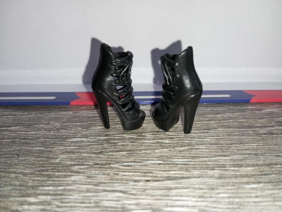 Barbie y Ken: zapatos de mu&ntilde;eca Barbie - Foto 2