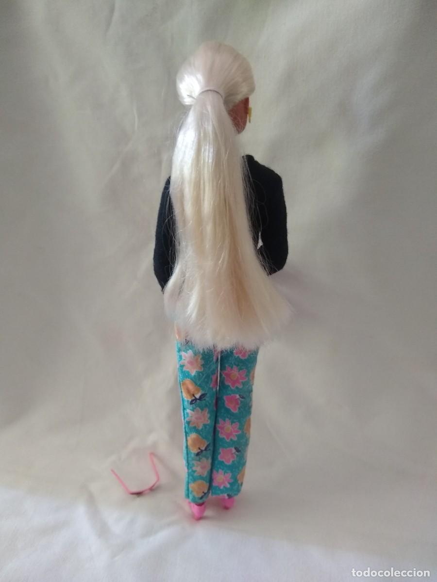 Barbie y Ken: Mu&ntilde;eca Sindy de Hasbro - Foto 3