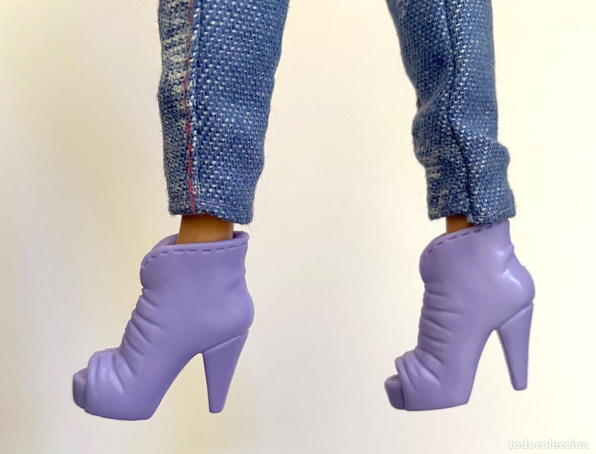 Barbie y Ken: Botines morados barbie - Foto 1