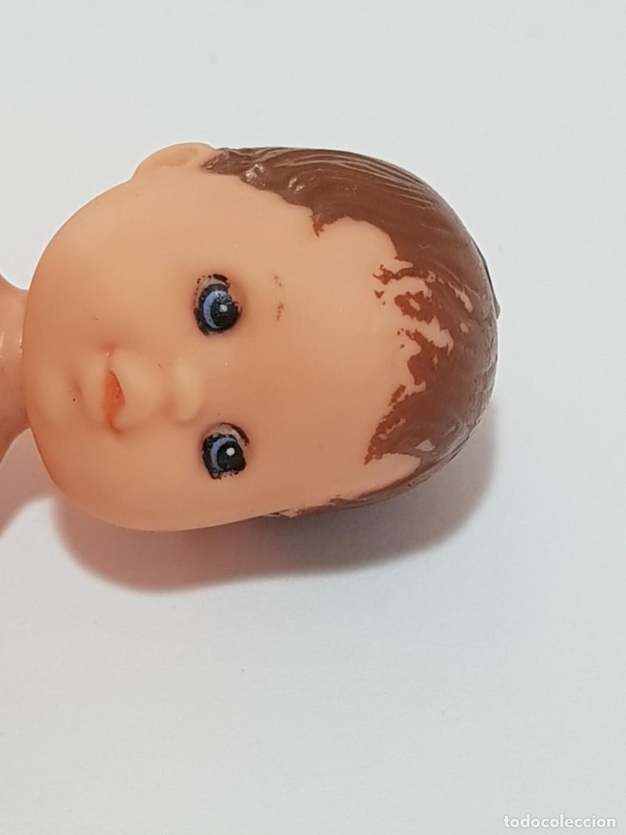 Barbie y Ken: Bebe barbie con desgaste - Foto 4
