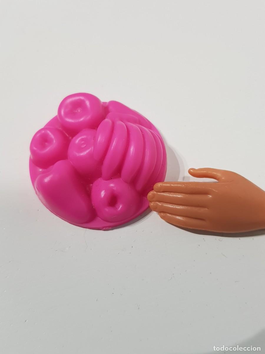 Barbie y Ken: Comida plato de fruta barbie - Foto 1