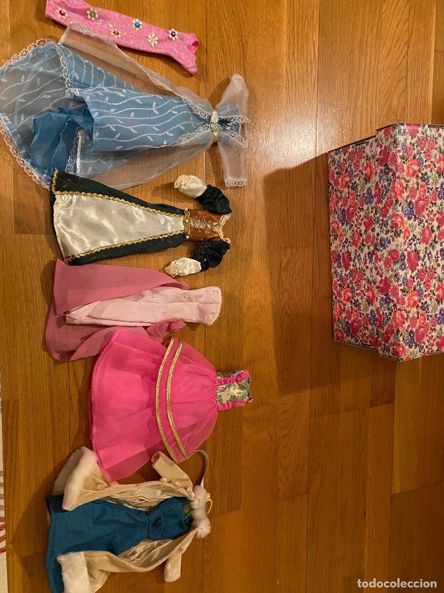 Barbie y Ken: Conjunto ropa Barbie - Foto 1