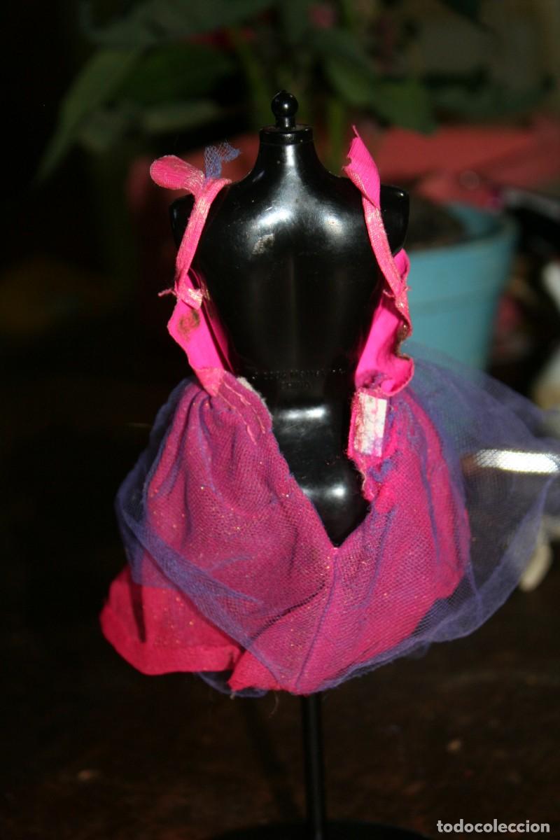 Barbie y Ken: vestido mu&ntilde;eca barbie - Foto 2