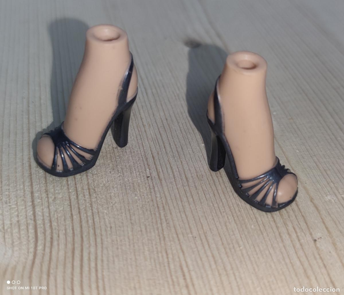 Barbie y Ken: par zapatos mu&ntilde;eca bratz - Foto 1