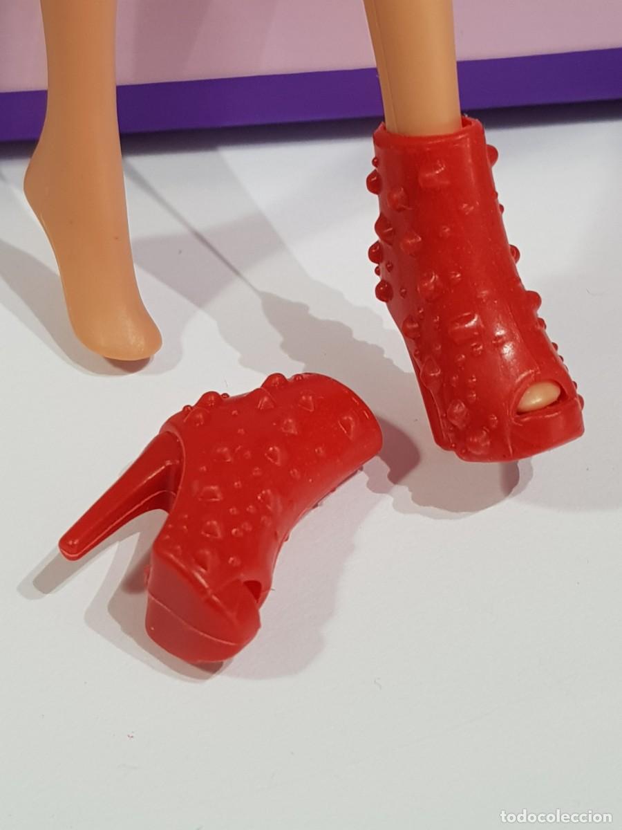 Barbie y Ken: Zapatos, botines VALIDOS barbie - Foto 1