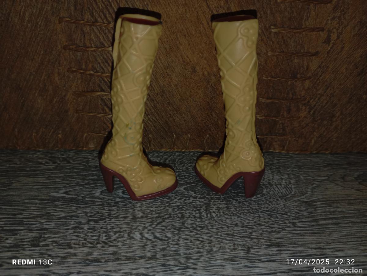 Barbie y Ken: Zapatos botas de mu&ntilde;eca Barbie - Foto 4