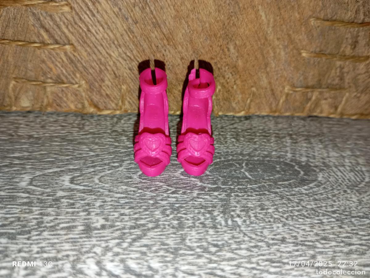 Barbie y Ken: Zapatos botas de mu&ntilde;eca Barbie - Foto 2