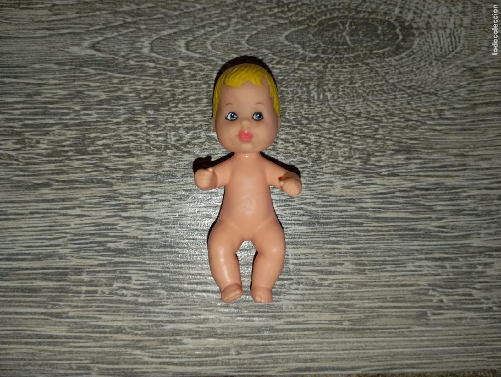 Barbie y Ken: Mu&ntilde;eco bebe de Barbie - Foto 1