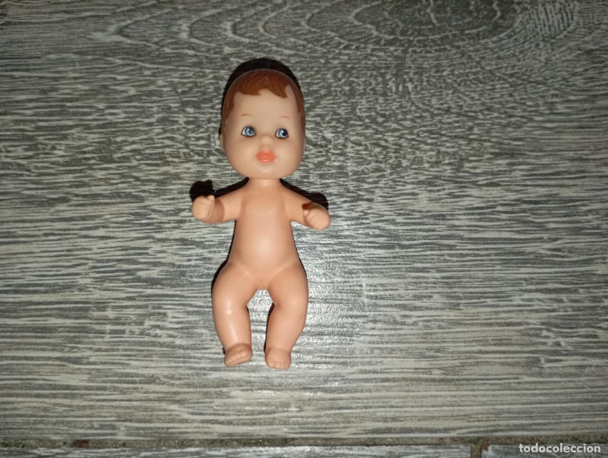 Barbie y Ken: Mu&ntilde;eco bebe de Barbie - Foto 1