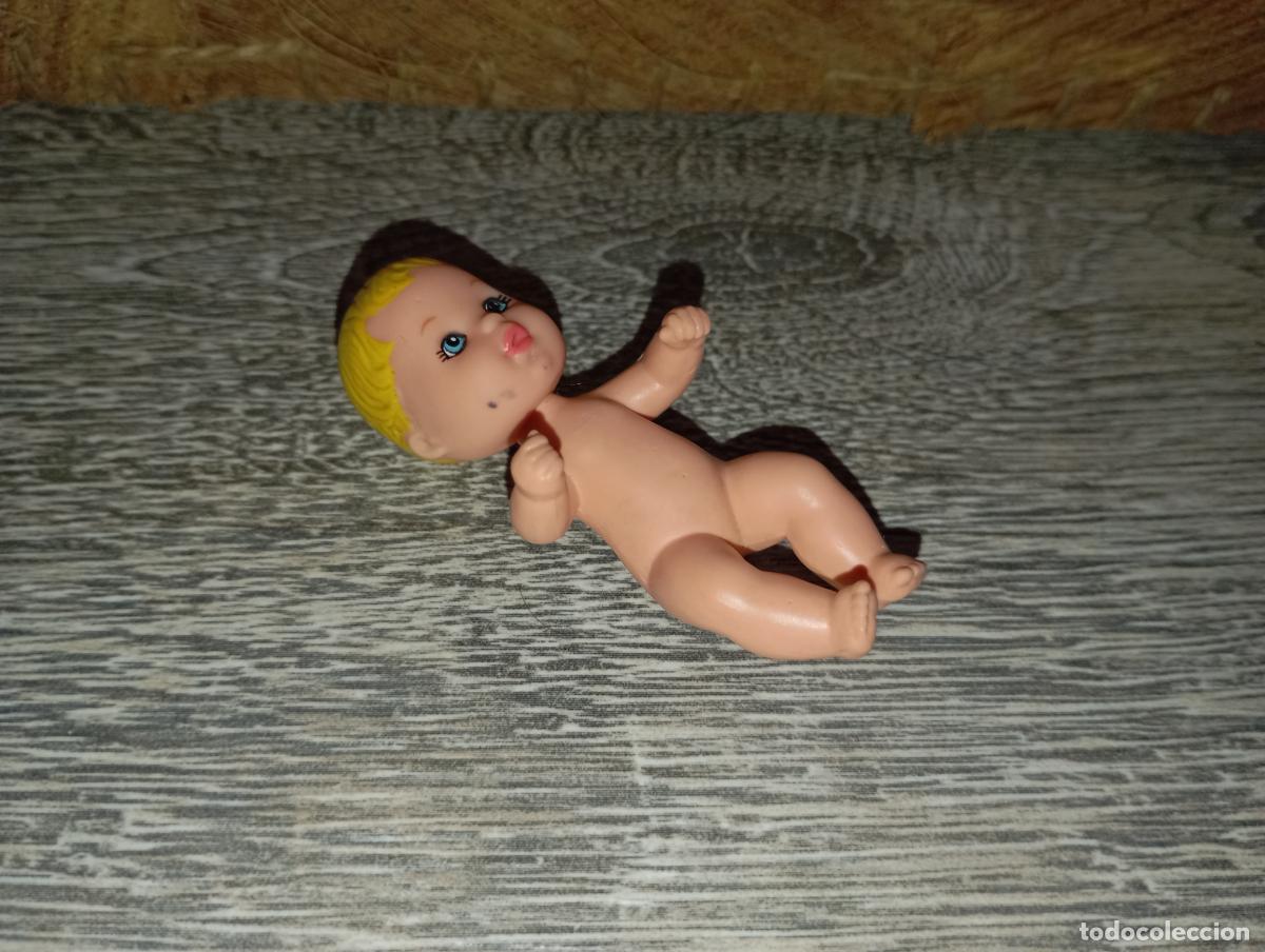 Barbie y Ken: Mu&ntilde;eco bebe de Barbie - Foto 2
