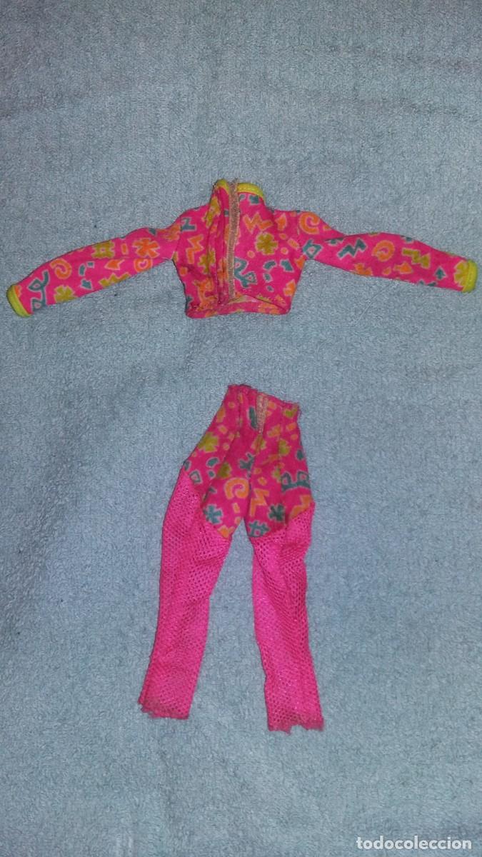 Barbie y Ken: ropa antigua mu&ntilde;eca barbie - Foto 2