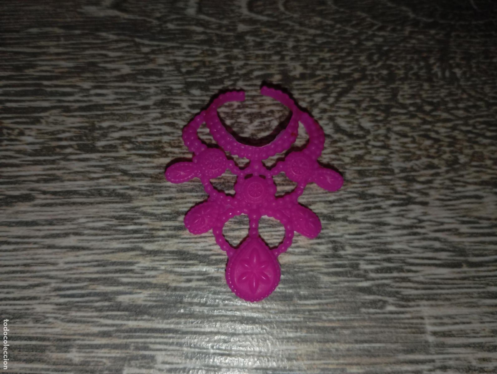 Barbie y Ken: Collar de mu&ntilde;eca Barbie - Foto 1