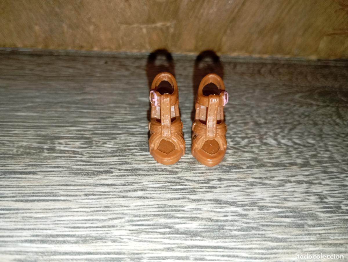 Barbie y Ken: Zapatos de mu&ntilde;eca Barbie - Foto 2