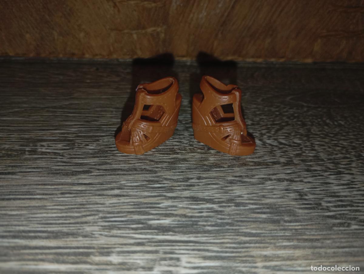 Barbie y Ken: Zapatos de mu&ntilde;eca Barbie - Foto 1