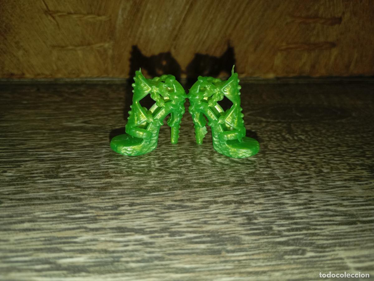 Barbie y Ken: Zapatos de mu&ntilde;eca Barbie - Foto 1