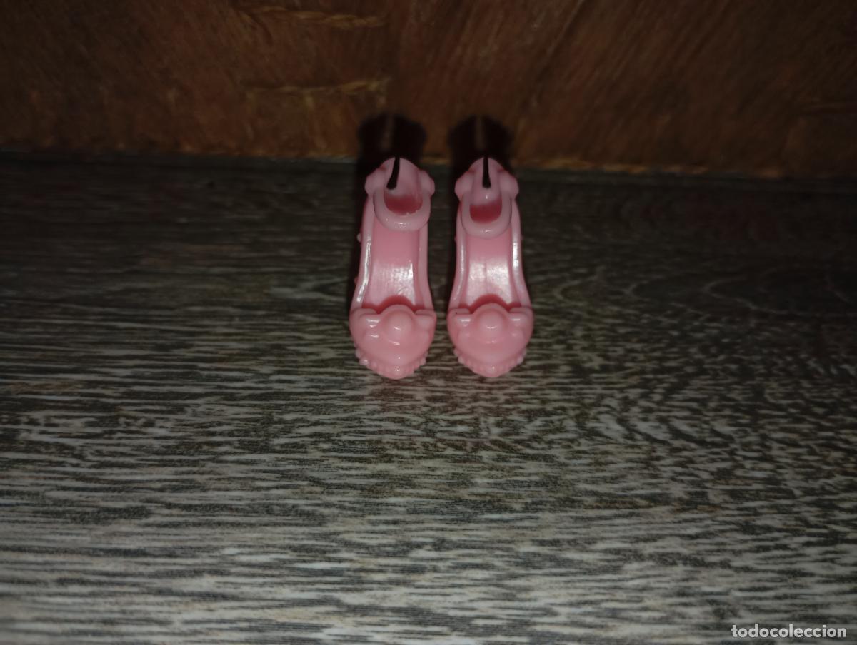 Barbie y Ken: Zapatos de mu&ntilde;eca Barbie - Foto 2
