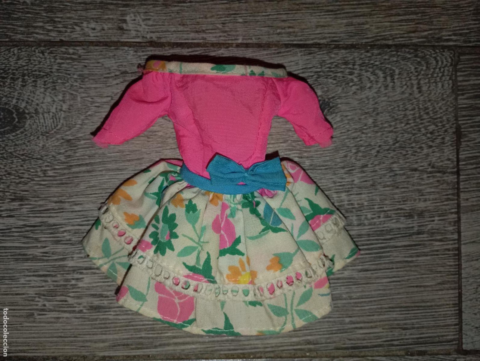 Barbie y Ken: Vestido de mu&ntilde;eca Barbie - Foto 1