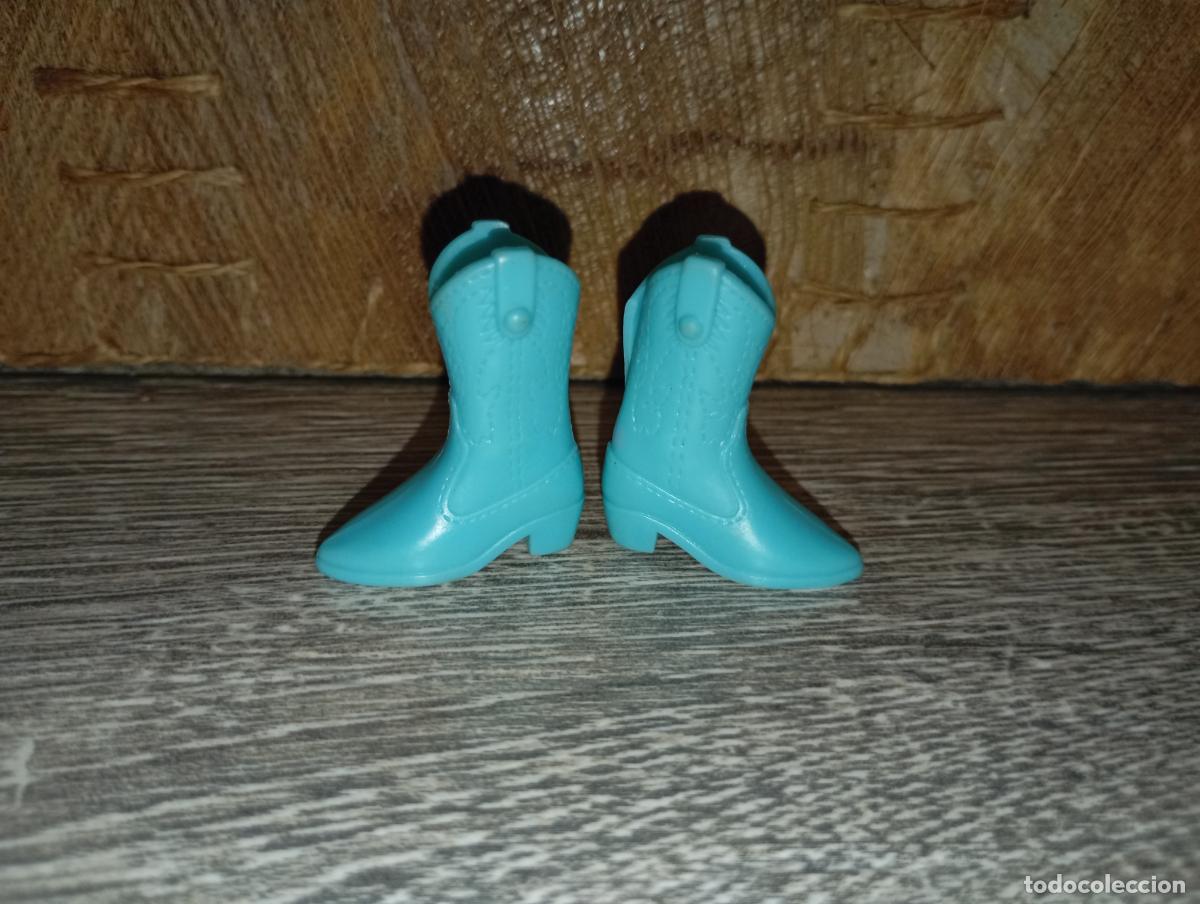Barbie y Ken: Botas vaqueras de mu&ntilde;eca Barbie - Foto 1