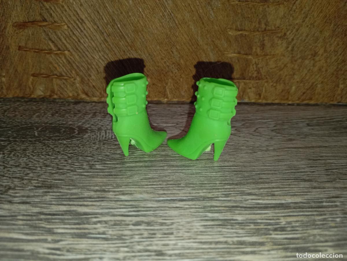 Barbie y Ken: zapatos botas de mu&ntilde;eca Barbie - Foto 3