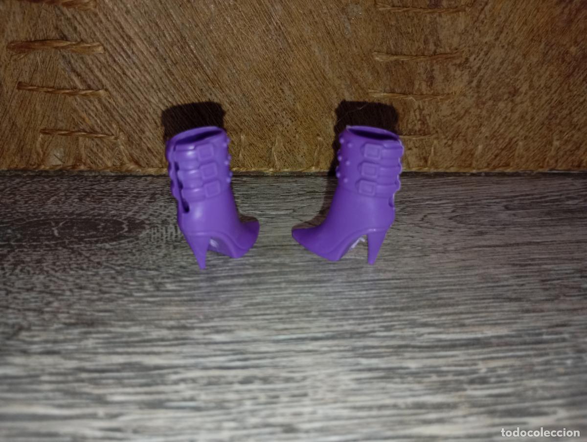 Barbie y Ken: zapatos botas de mu&ntilde;eca Barbie - Foto 3