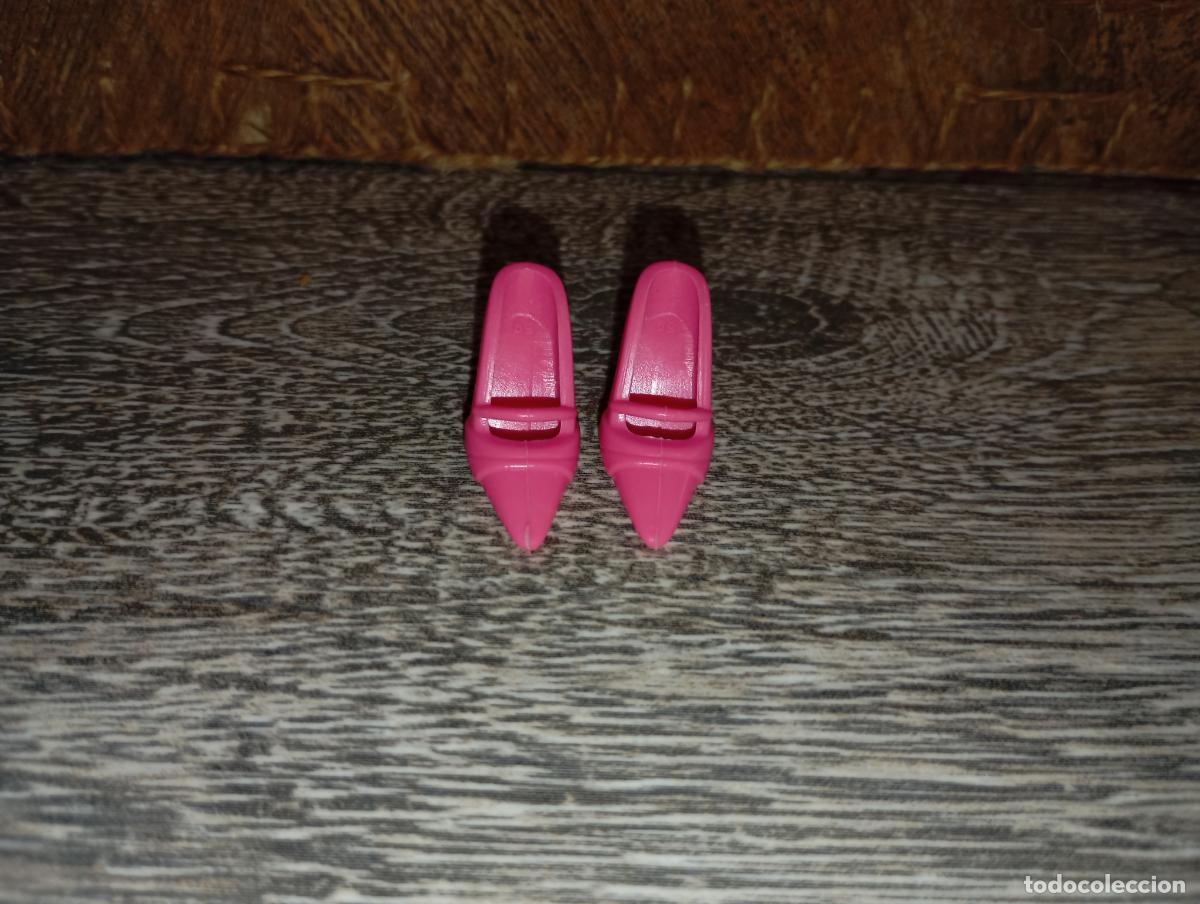 Barbie y Ken: Zapatos botas de mu&ntilde;eca Barbie - Foto 2