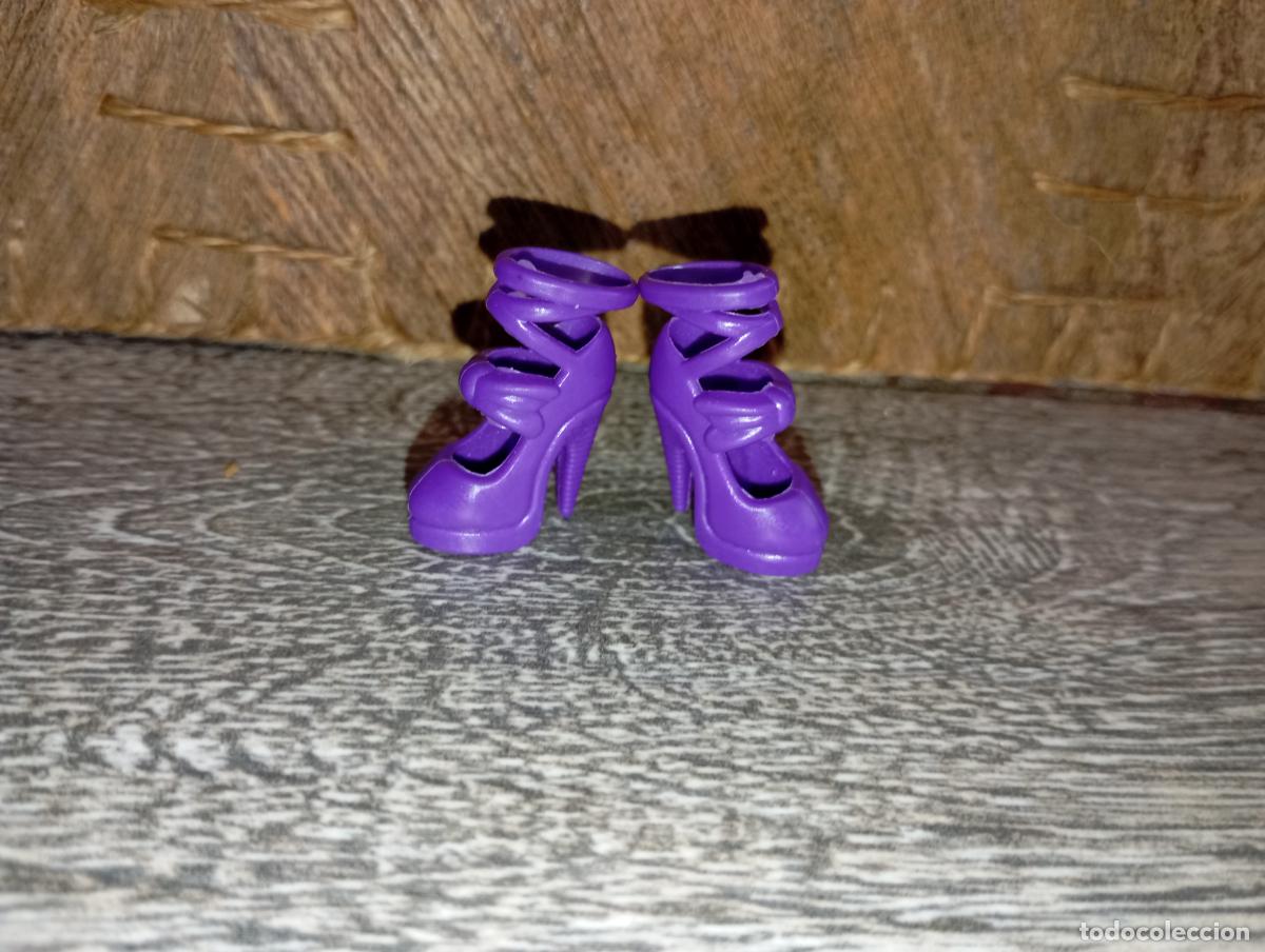 Barbie y Ken: Zapatos de mu&ntilde;eca Barbie - Foto 1