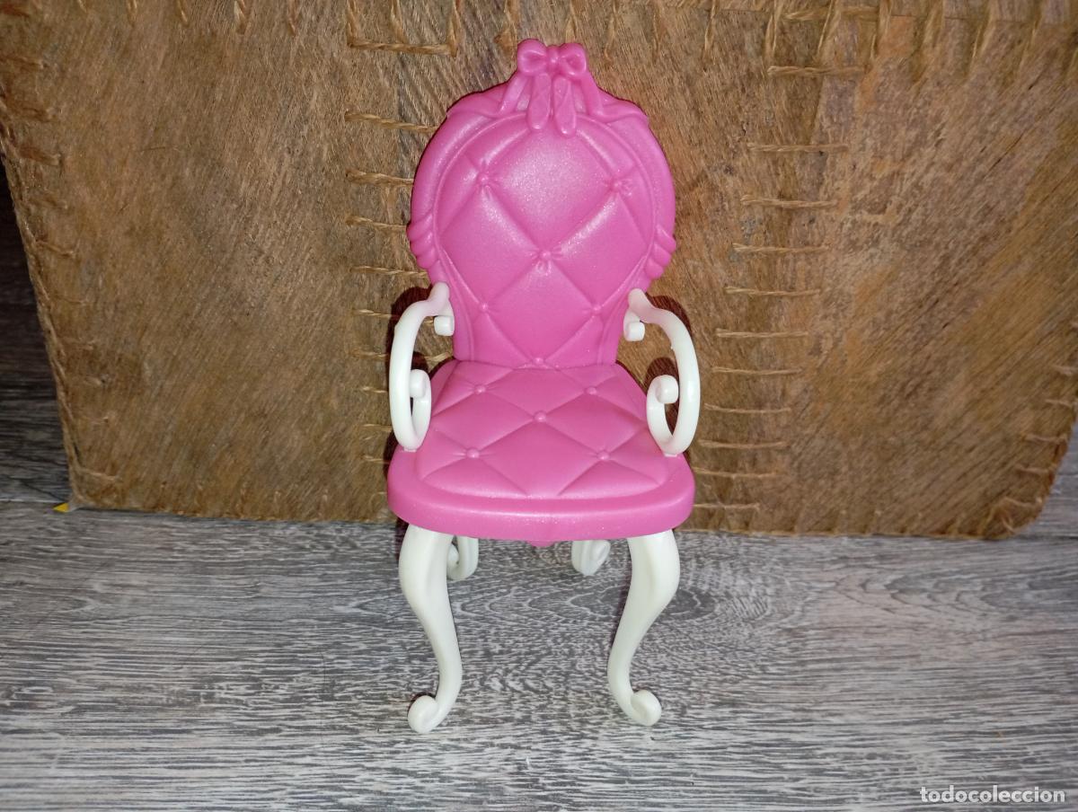 Barbie y Ken: Silla de mu&ntilde;eca Barbie - Foto 1