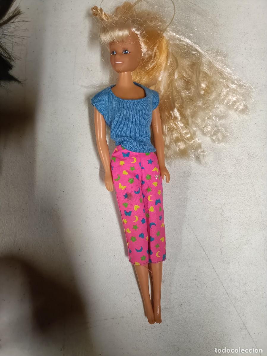 Barbie y Ken: Mu&ntilde;eca tipo barbie antigua - Foto 1