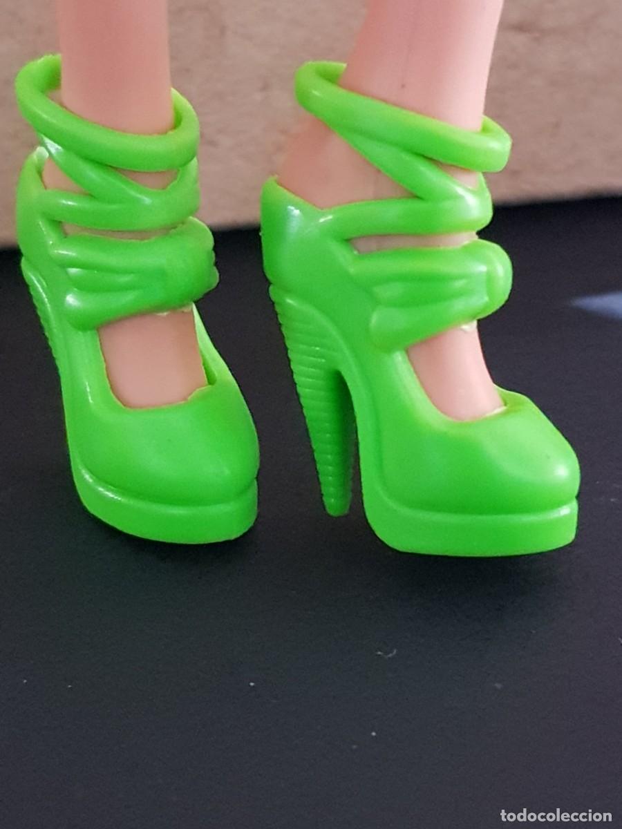 Barbie y Ken: Zapatos validos barbie - Foto 1