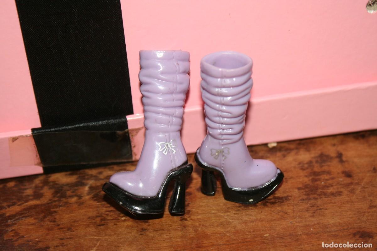 Barbie et Ken: ZAPATOS MUÑECA barbie o similar botas