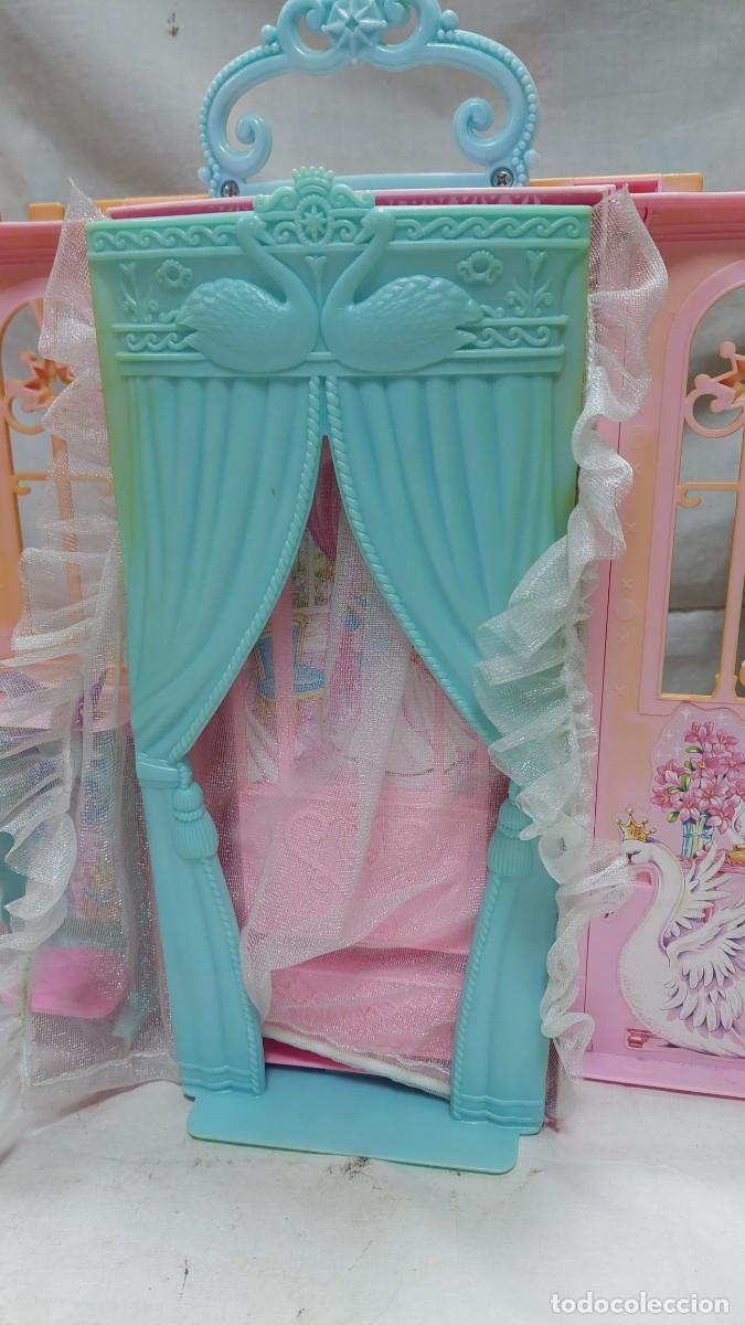 Barbie y Ken: Castillo de Barbie 2003 - Foto 6