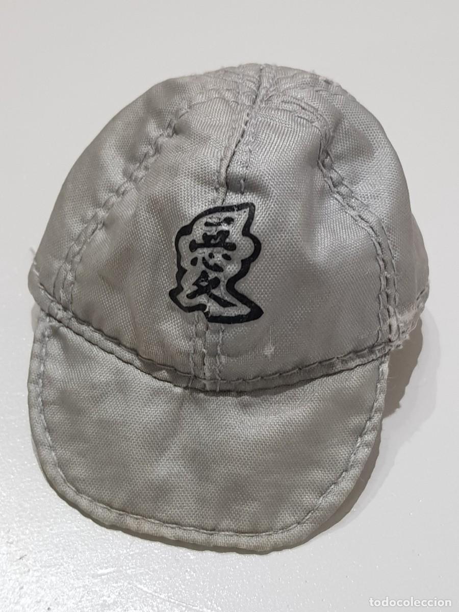 Barbie y Ken: Gorra gris mu&ntilde;eca bratz - Foto 1