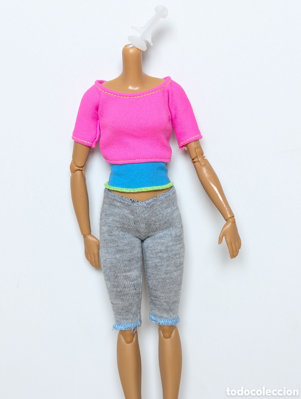 Barbie y Ken: Ropa Barbie made to move - Foto 1