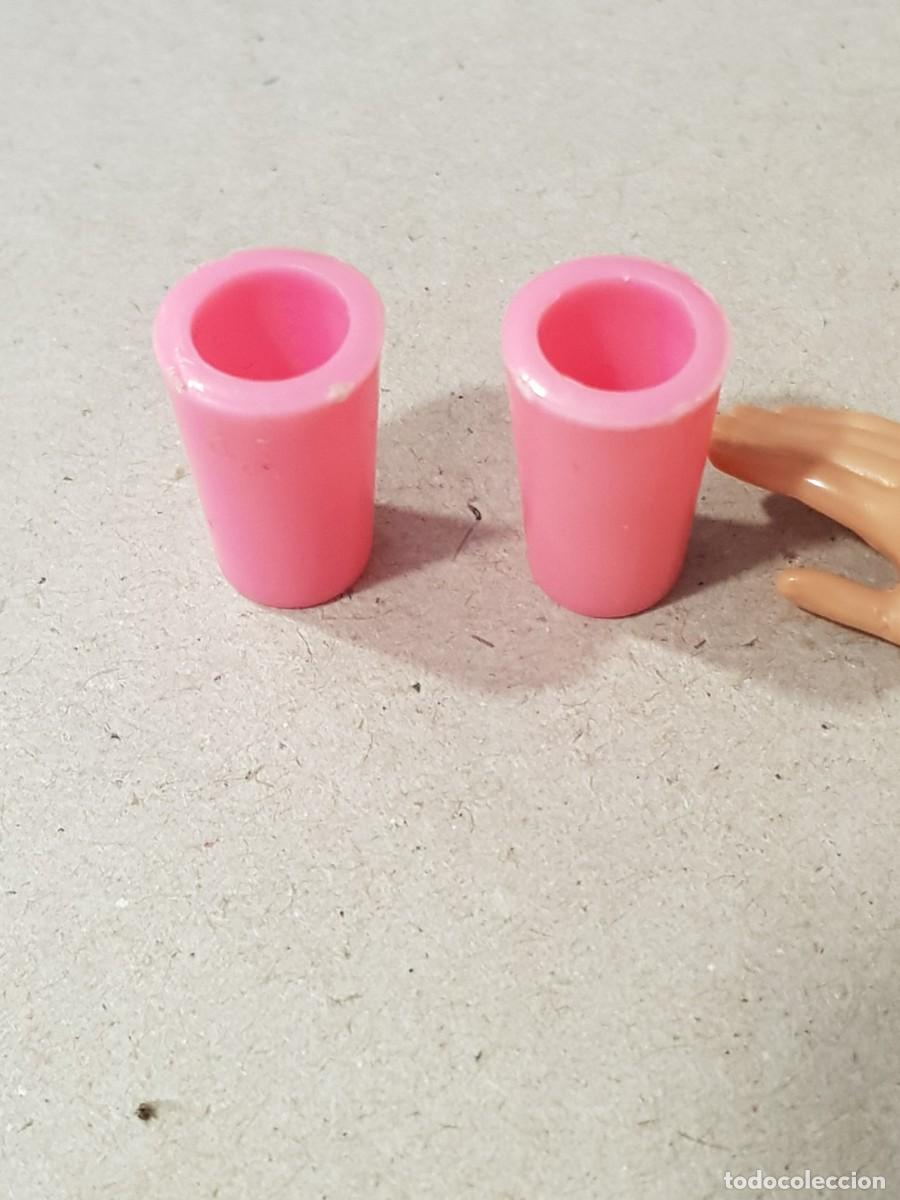Barbie y Ken: Vasos para barbie cocina - Foto 1