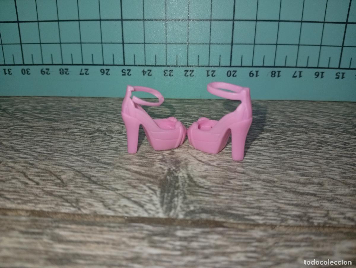 Barbie y Ken: Zapatos de mu&ntilde;eca Barbie - Foto 3