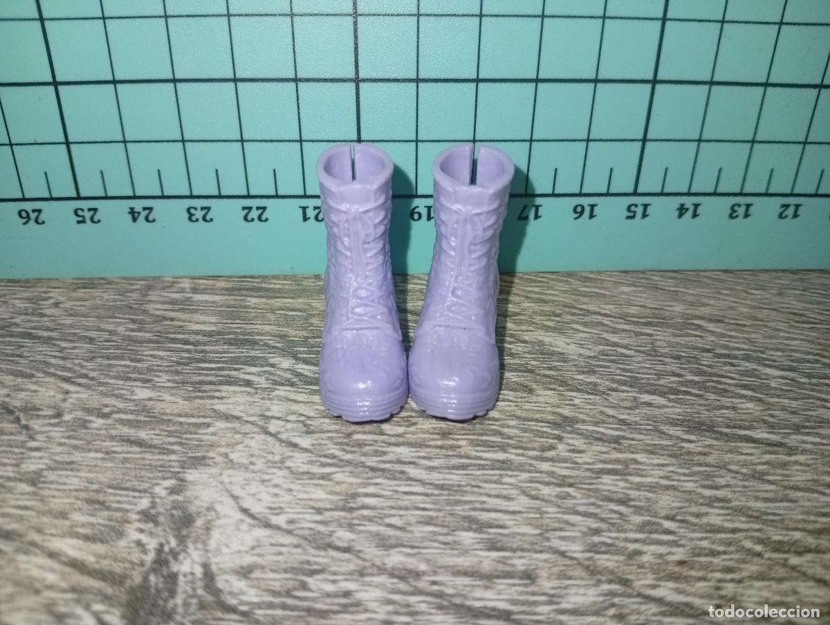 Barbie y Ken: Zapatos botas de mu&ntilde;eca Barbie - Foto 2