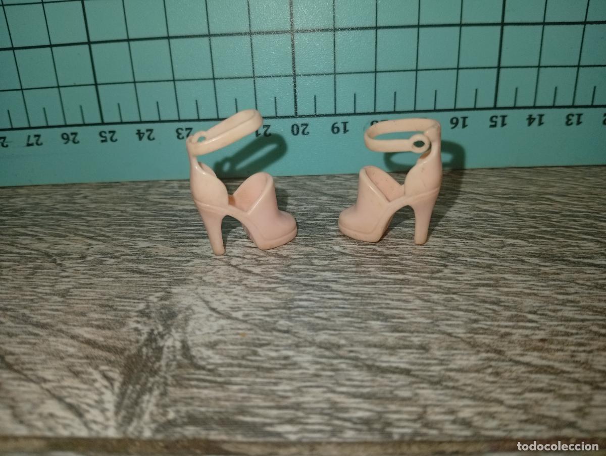 Barbie y Ken: Zapatos de mu&ntilde;eca Barbie - Foto 3