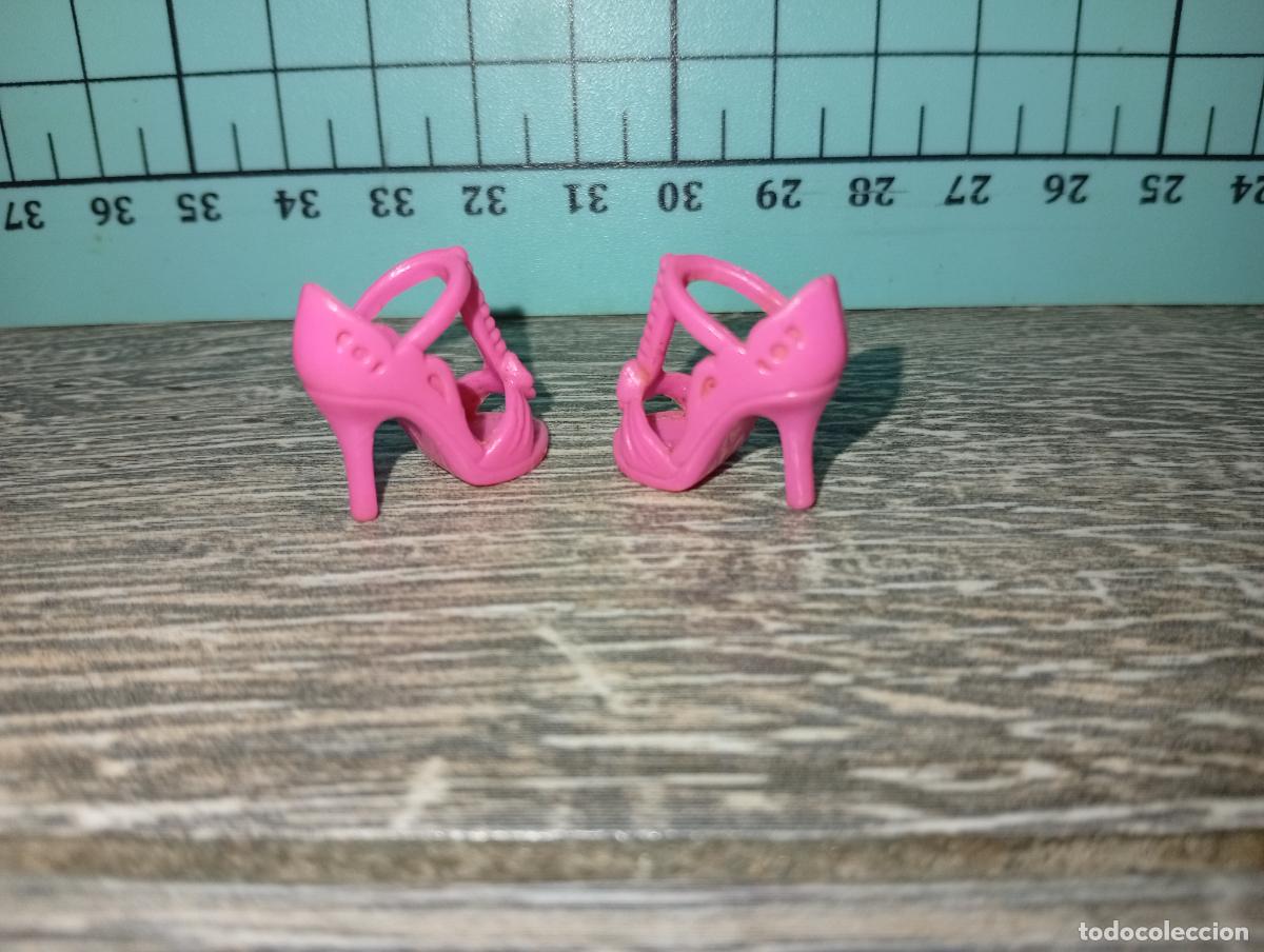 Barbie y Ken: Zapatos de mu&ntilde;eca Barbie - Foto 2