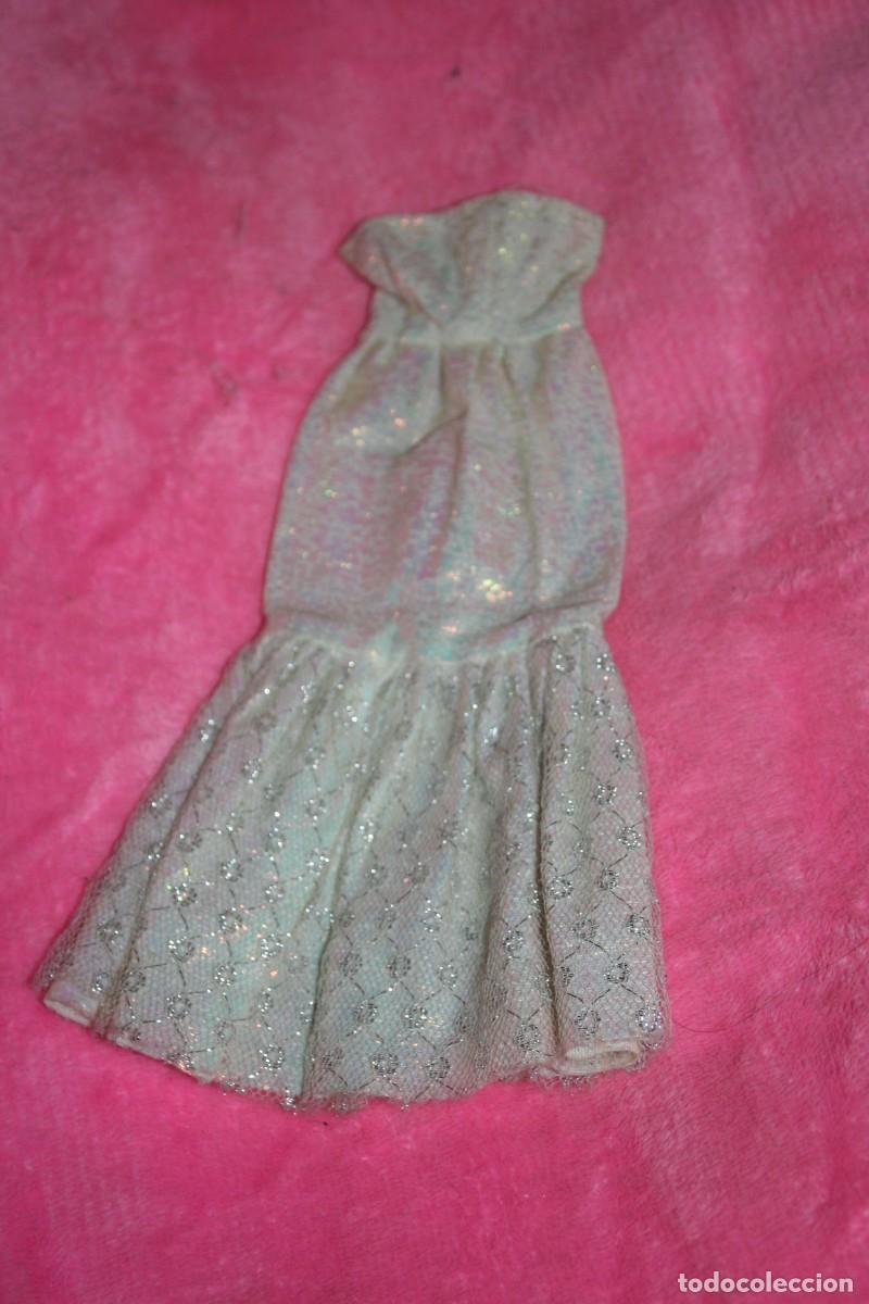 Barbie y Ken: vestido mu&ntilde;eca barbie - Foto 1