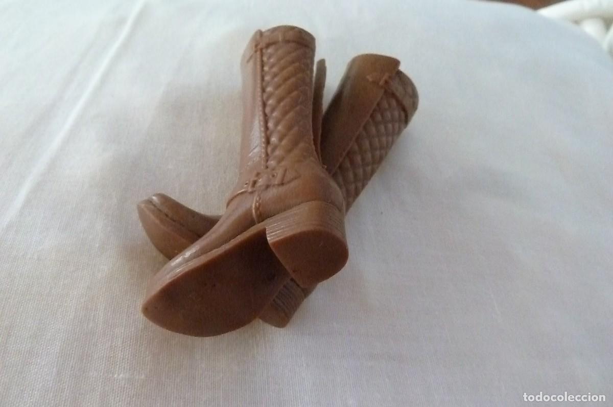 Barbie y Ken: Botas marr&oacute;n. Original Barbie - Foto 3