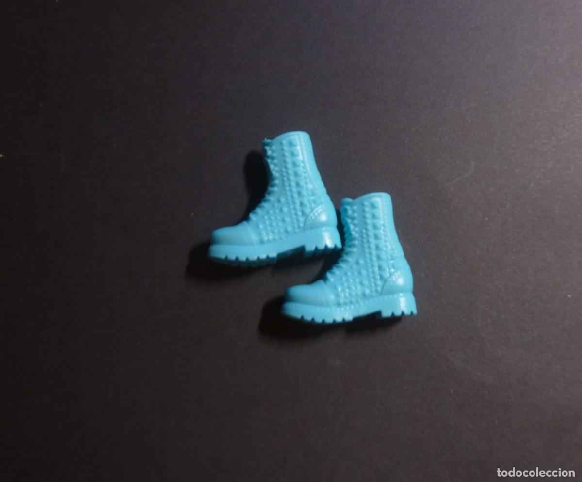 Barbie y Ken: Botas azules. Original Barbie - Foto 1