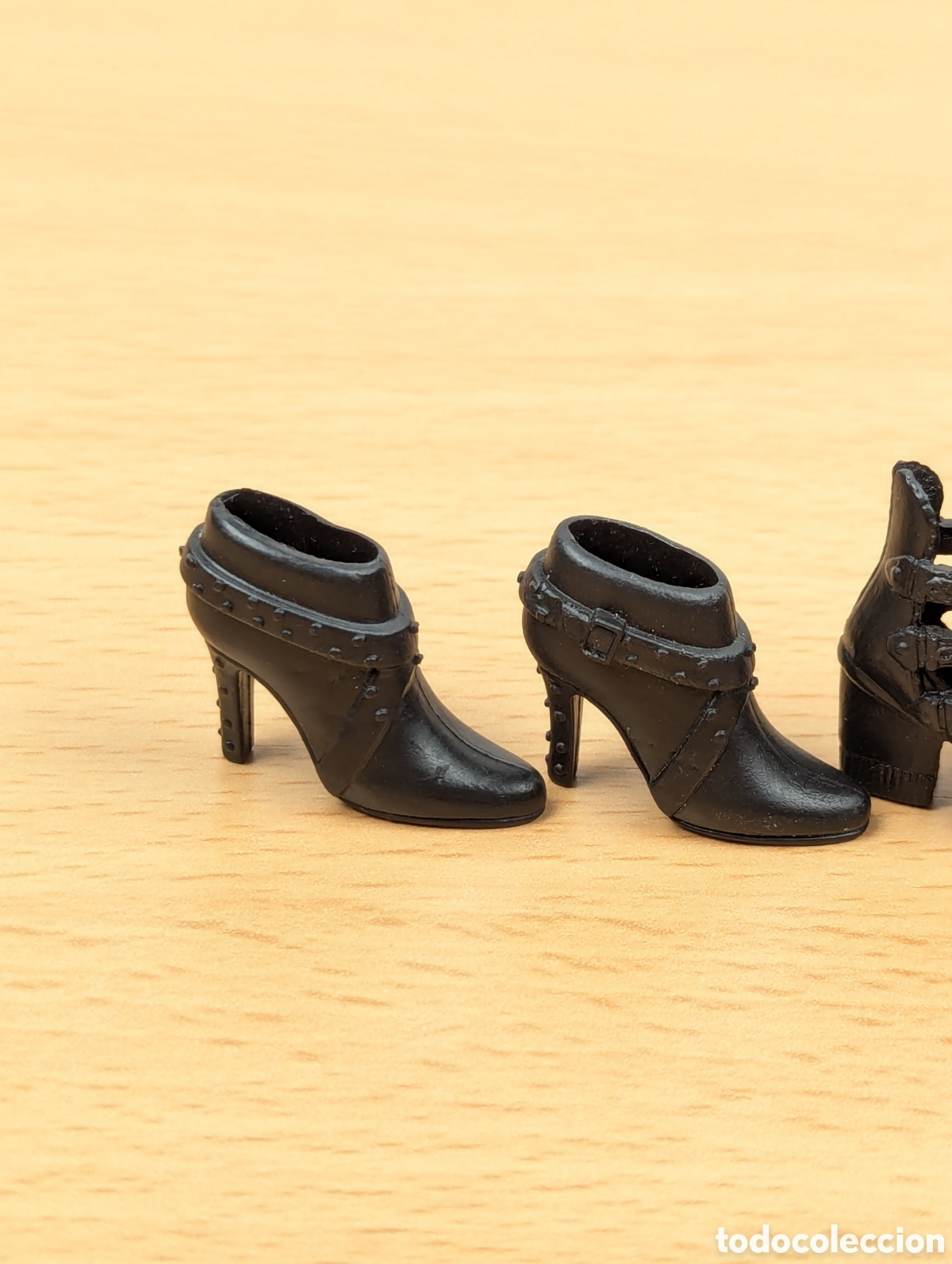 Barbie y Ken: Lote 2 botines negros barbie - Foto 3