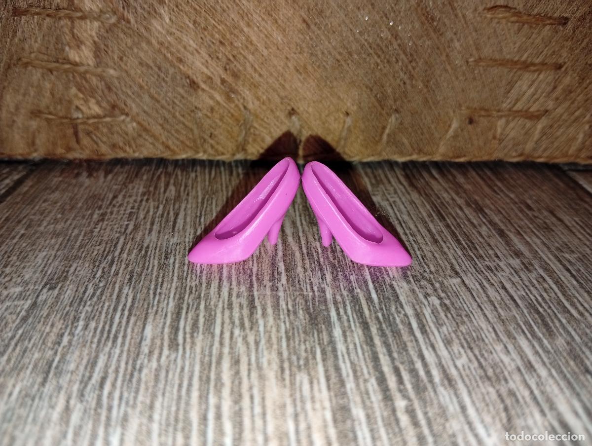 Barbie y Ken: Zapatos de mu&ntilde;eca Barbie - Foto 1