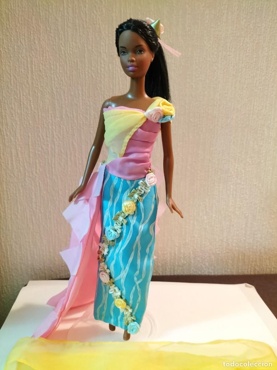 Barbie y Ken: Barbie con traje de Samoa de RBA - Foto 11