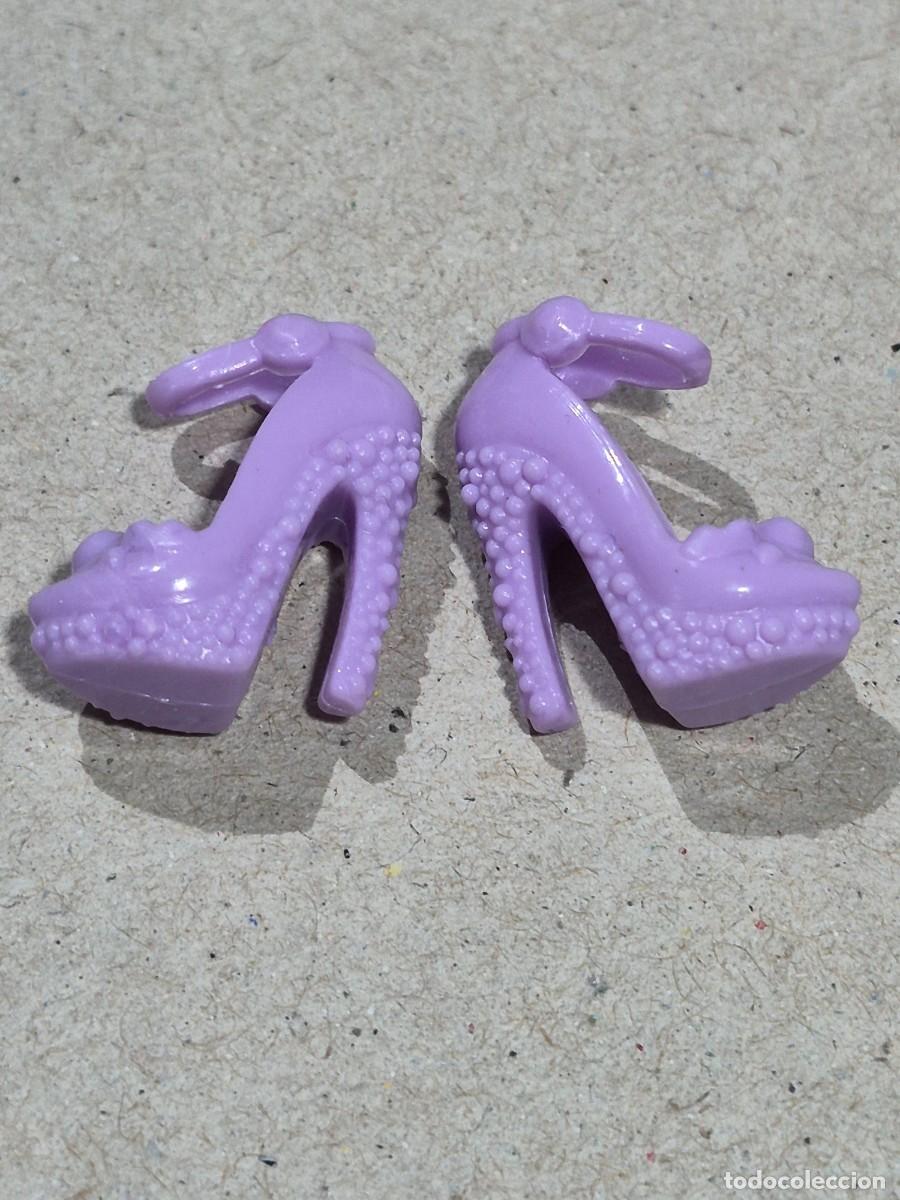 Barbie y Ken: Zapatos validos barbie - Foto 1