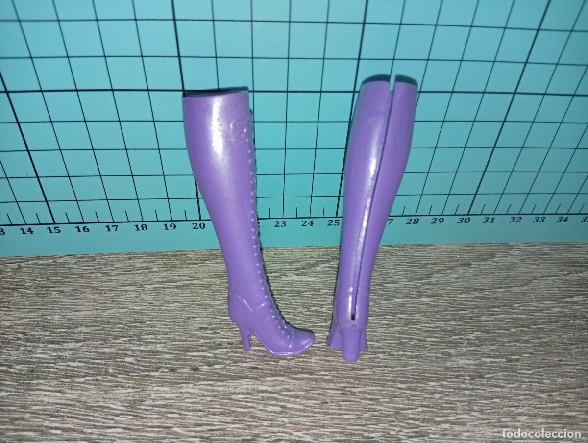 Barbie y Ken: Zapatos botas de mu&ntilde;eca Barbie - Foto 3
