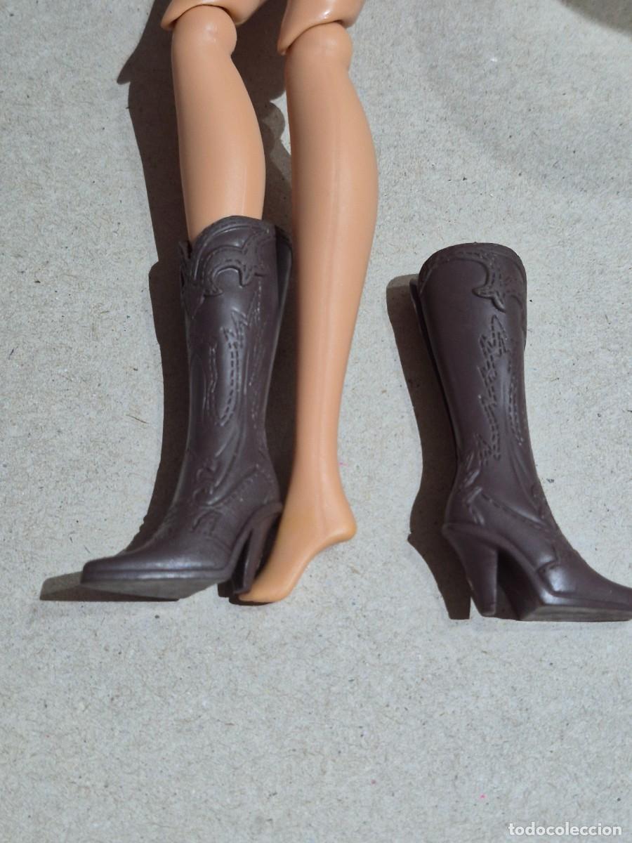 Barbie y Ken: Botas barbie morrones - Foto 1